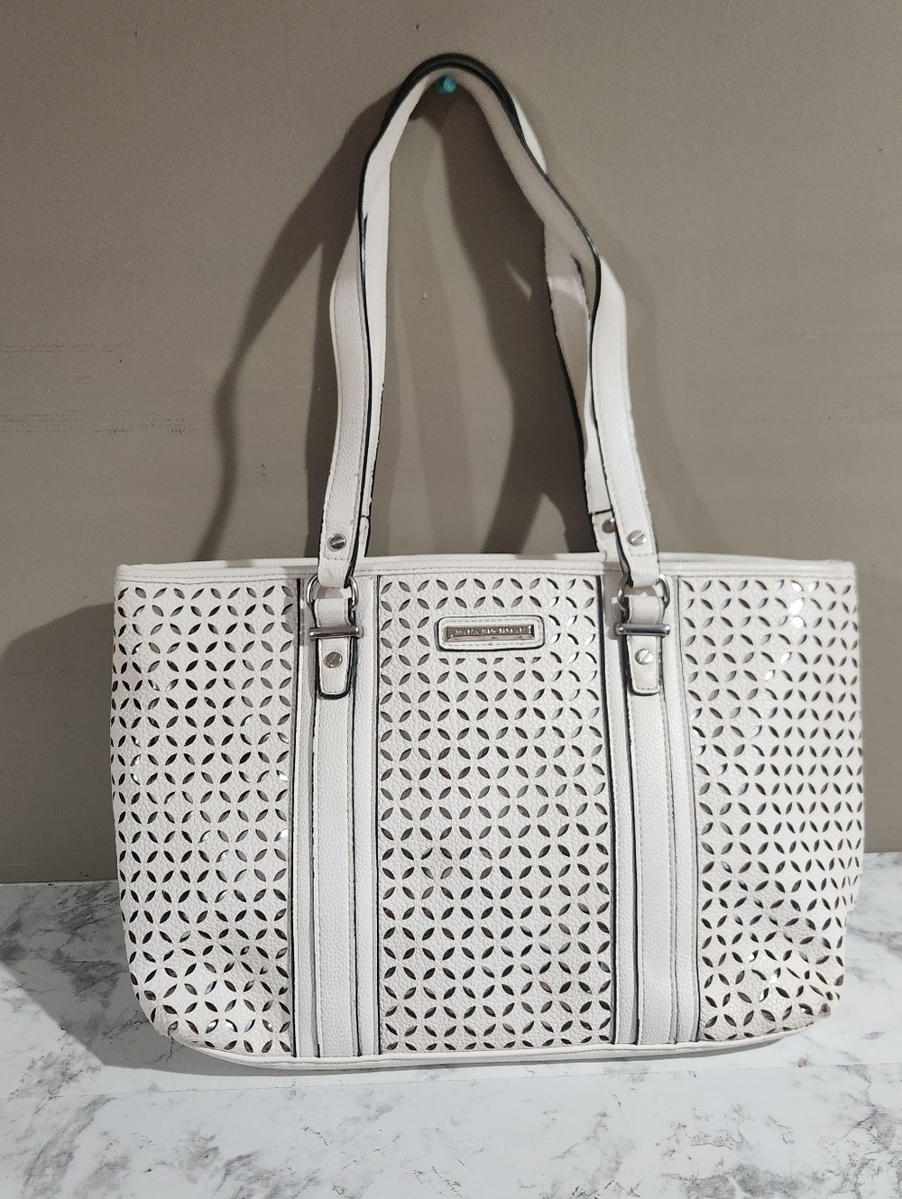Dana buchman leather tote large 2 divider shoulde Bag white